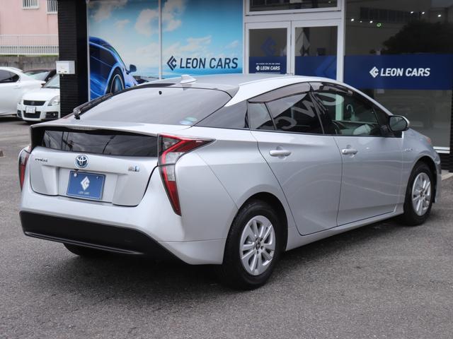 プリウス S レンタカーアップ セーフティセンスLEDヘッド社外メモリーナビBカメラ地デジBT音楽スマートキーDバイザ純正15AWビルトインETCレーダークルコン社外コンビHステアリングリモコン オートハイビーム(7枚目)