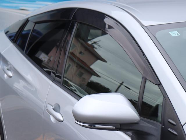 プリウス S レンタカーアップ セーフティセンスLEDヘッド社外メモリーナビBカメラ地デジBT音楽スマートキーDバイザ純正15AWビルトインETCレーダークルコン社外コンビHステアリングリモコン オートハイビーム(19枚目)