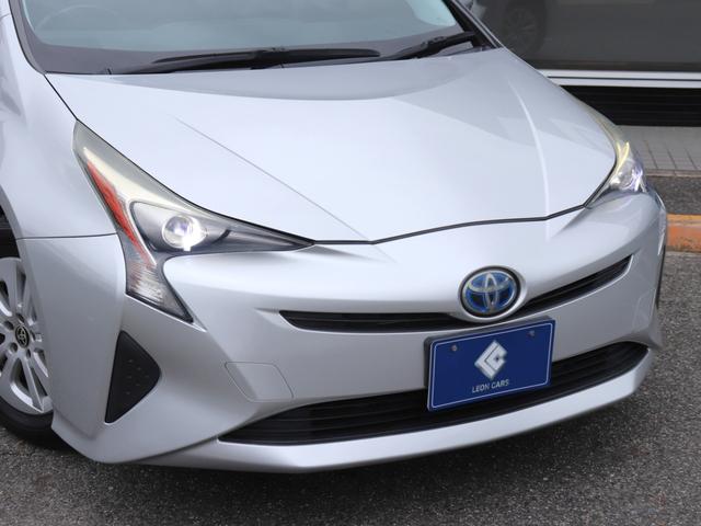 プリウス S レンタカーアップ セーフティセンスLEDヘッド社外メモリーナビBカメラ地デジBT音楽スマートキーDバイザ純正15AWビルトインETCレーダークルコン社外コンビHステアリングリモコン オートハイビーム(20枚目)