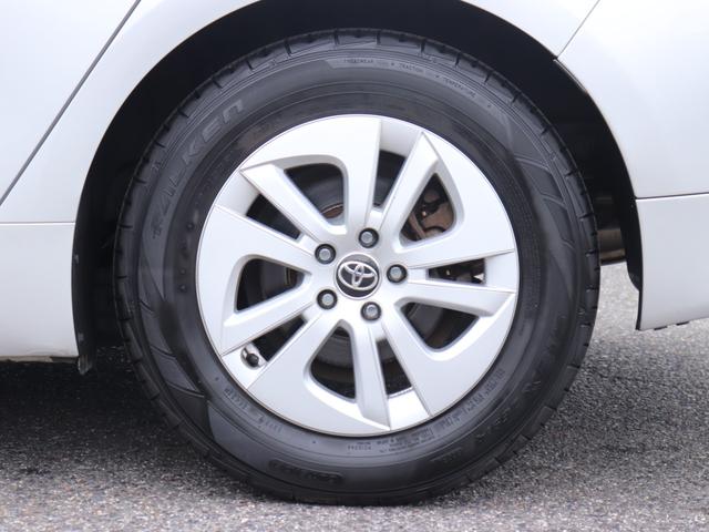 プリウス S レンタカーアップ セーフティセンスLEDヘッド社外メモリーナビBカメラ地デジBT音楽スマートキーDバイザ純正15AWビルトインETCレーダークルコン社外コンビHステアリングリモコン オートハイビーム(24枚目)