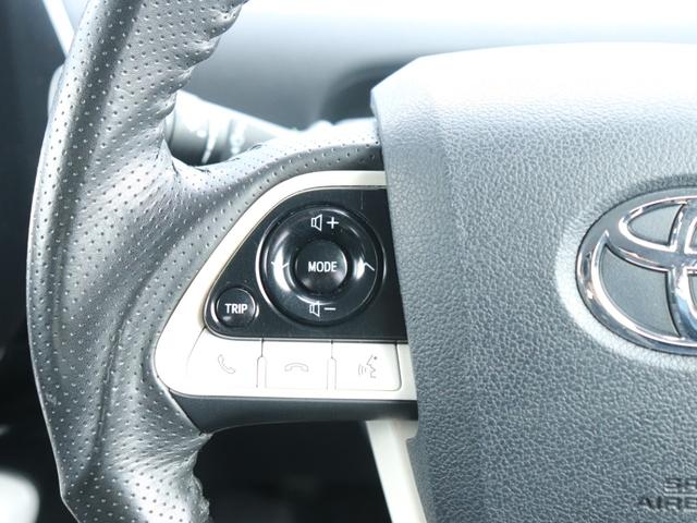 プリウス S レンタカーアップ セーフティセンスLEDヘッド社外メモリーナビBカメラ地デジBT音楽スマートキーDバイザ純正15AWビルトインETCレーダークルコン社外コンビHステアリングリモコン オートハイビーム(41枚目)