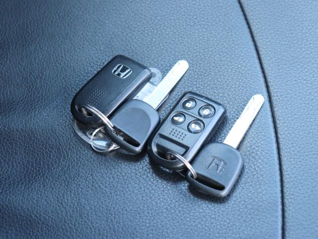 ステップワゴン G インターナビEセレクション 無限エアロ両側電動ドア後席モニター純正インターナビBカメラ地デジ クルーズコントロールRCA入力レザー調シートカバー ステアリングリモコン オートライトHIDヘッド社外18AW Rスモークフィルム(48枚目)