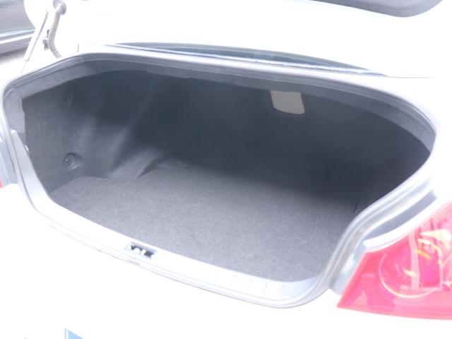 スカイライン 250GT ハーフレザーシート純正HDDナビBカメラ地デジHIDヘッドFフォグ純正17インチAWビルトインETCインテリキー革巻きHステアリングリモコン前席パワーシート プライバシーガラス(34枚目)