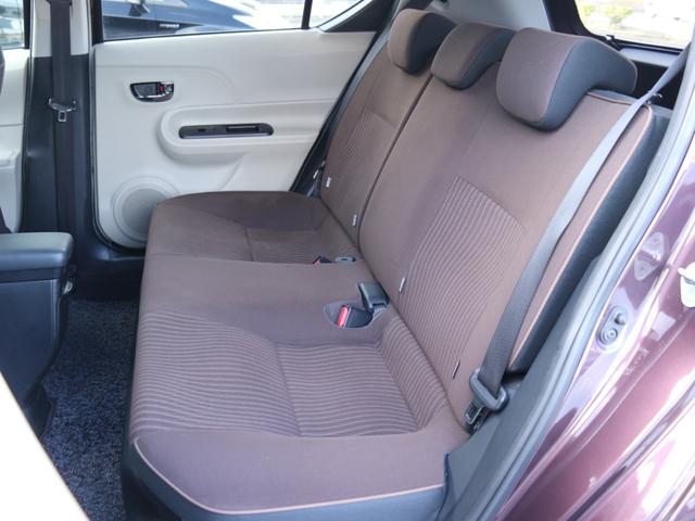 アクア Ｇ　純正ＳＤナビＢカメラ地デジＢＴ音楽スマートキー前席シートヒーター革巻きＨステアリングリモコン　オートエアコン　ライトレベライザＥＴＣドアバイザ　プライバシーガラス純正１５ＳＷ（31枚目）