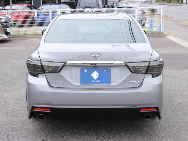 マークＸ ２５０Ｇ　リラックスセレクション　社外ヘッドＦフォグＤバイザＲスモーク社外ＬＥＤテールＧ’ｓルック風前後エアロバンパー社外１９ＡＷスマートキー　ビルトインＥＴＣステコン前席パワーシート社外前後ドラレコ社外ディスプレイオーディオＢカメラ（10枚目）