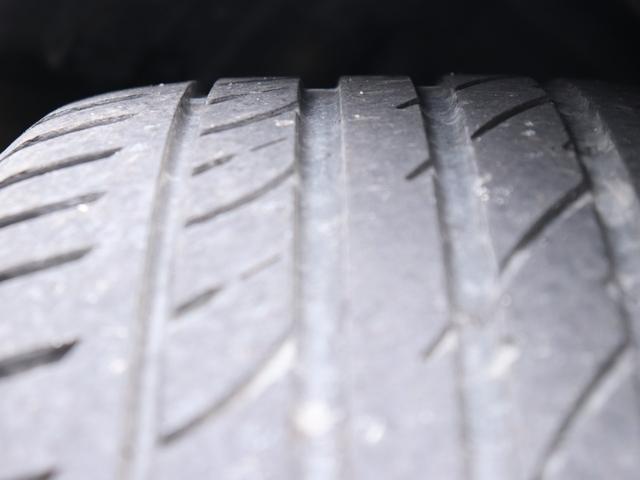 マークＸ ２５０Ｇ　リラックスセレクション　社外ヘッドＦフォグＤバイザＲスモーク社外ＬＥＤテールＧ’ｓルック風前後エアロバンパー社外１９ＡＷスマートキー　ビルトインＥＴＣステコン前席パワーシート社外前後ドラレコ社外ディスプレイオーディオＢカメラ（25枚目）