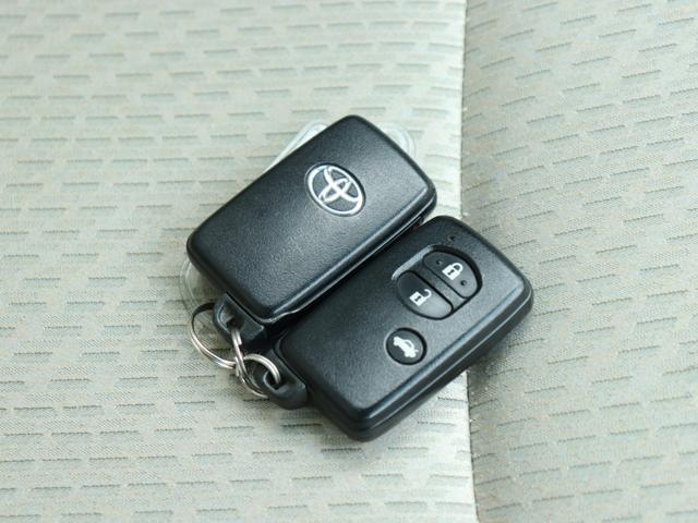 マークＸ ２５０Ｇ　リラックスセレクション　社外ヘッドＦフォグＤバイザＲスモーク社外ＬＥＤテールＧ’ｓルック風前後エアロバンパー社外１９ＡＷスマートキー　ビルトインＥＴＣステコン前席パワーシート社外前後ドラレコ社外ディスプレイオーディオＢカメラ（36枚目）