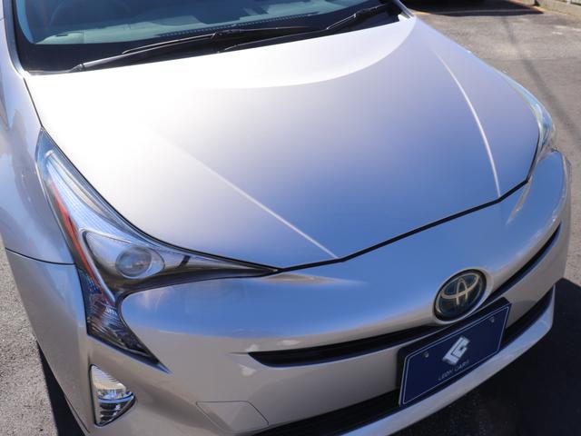 プリウス 　セーフティセンス合成皮革シートＬＥＤヘッド純正９型ＳＤナビＢカメラ地デジＢＴ音楽プリクラッシュ　レーダークルコン　オートハイビーム前席シートヒーター革巻きＨステアリングリモコン純正ドライブレコーダー（19枚目）