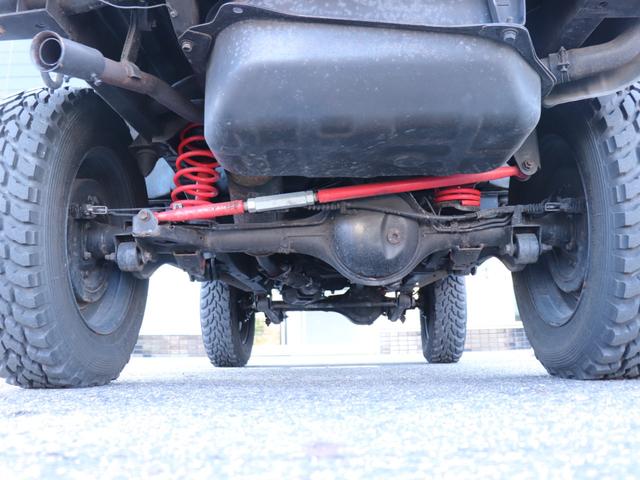 ジムニー ランドベンチャー リフトアップ社外ステアリング社外ウッドパネル社外リアスポイラー社外ホーンボタンETCシートカバー社外オーディオ純正16インチAWデジタルランドメーター背面タイヤFフォグ(22枚目)