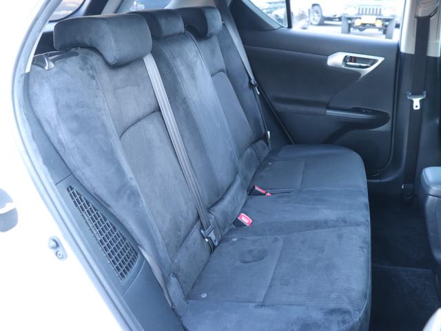 ＣＴ ＣＴ２００ｈ　バージョンＣ　ＬＥＤヘッドＦフォグ純正ナビＢカメラ地デジＢＴ音楽クリアランスソナー前席シートヒーター純正１６ＡＷクルコン　コンライト　パドルシフト　ヘッドライトウォッシャー　ビルトインＥＴＣスマートキー革巻きＨ（34枚目）