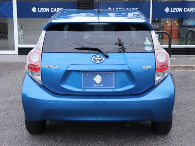 アクア Ｓ　純正ＳＤナビＢカメラ地デジＢＴ音楽スマートキー　プッシュスタート　オートエアコン　ライトレベライザ　ドアバイザ　プライバシーガラス　コーナーポール純正１５ＳＷ（10枚目）