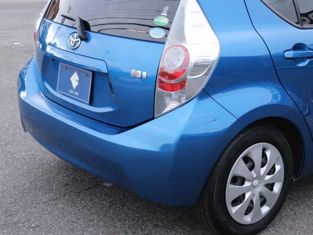 アクア Ｓ　純正ＳＤナビＢカメラ地デジＢＴ音楽スマートキー　プッシュスタート　オートエアコン　ライトレベライザ　ドアバイザ　プライバシーガラス　コーナーポール純正１５ＳＷ（16枚目）