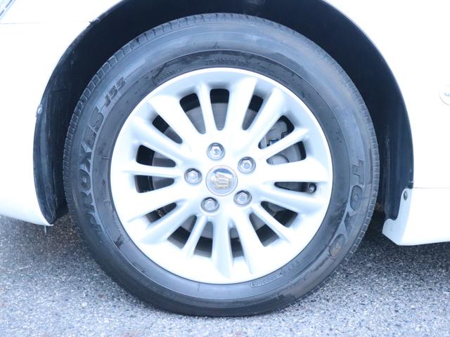 クラウン ロイヤルサルーンＧ　後期モデル純正ＨＤＤナビＢカメラ地デジ　クルーズコントロール前席パワーシート運転席シートメモリー後席電動リクライニング＆シェード革巻きＨ電動チルト　ステコンＨＩＤヘッドＦフォグＤバイザ純正１６ＡＷ（22枚目）