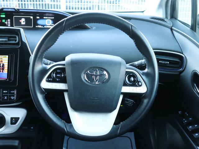 プリウス Ｓツーリングセレクション　モデリスタフルエアロ　セーフティセンスＬＥＤヘッド社外メモリーナビＢカメラ地デジＢＴ音楽ＡＣ１００Ｖスマートキー合皮シート前席シートヒーター純正１７ＡＷプッシュスタートＲフォグ革巻きＨステコンＥＴＣ（41枚目）