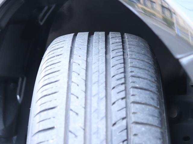 プリウス L 社外ディスプレイオーディオBT音楽スマートキー純正15インチAWプッシュスタートDバイザーETCオートエアコン(26枚目)