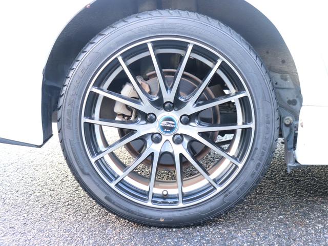 プリウス Sツーリングセレクション LEDヘッド 純正SDナビ地デジ 音楽録音 スマートキーETCステアリングリモコン コンライト オートエアコン フォグランプ ヘッドライトウォッシャー 社外17AWトノカバーCD/DVD/SD(23枚目)