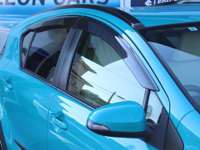 アクア クロスオーバー　セーフティセンス合成皮革シートＬＥＤヘッド純正ナビＢカメラ地デジＢＴ音楽スマートキー　ビルトインＥＴＣ革巻きＨステアリングリモコンＬＤＡオートハイビーム社外ドライブレコーダー　フォグランプ純正１６ＡＷ（19枚目）