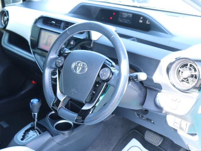 アクア クロスオーバー　セーフティセンス合成皮革シートＬＥＤヘッド純正ナビＢカメラ地デジＢＴ音楽スマートキー　ビルトインＥＴＣ革巻きＨステアリングリモコンＬＤＡオートハイビーム社外ドライブレコーダー　フォグランプ純正１６ＡＷ（26枚目）