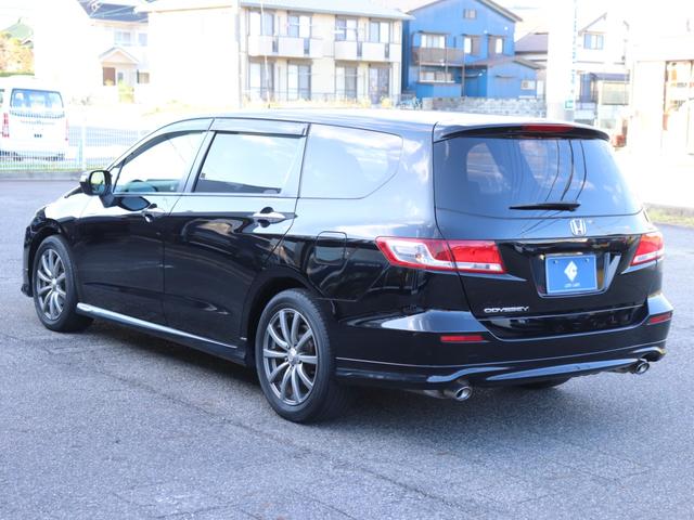 オデッセイ Ｍファインスピリット　エアロパッケージ　全方位モニター純正ナビＢカメラ地デジＥＴＣディスチャージヘッドＦフォグＤバイザー社外１７インチＡＷプライバシーガラス革巻きＨステアリングリモコン　オートエアコン（8枚目）