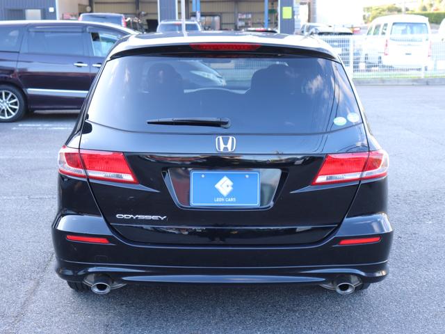 オデッセイ Ｍファインスピリット　エアロパッケージ　全方位モニター純正ナビＢカメラ地デジＥＴＣディスチャージヘッドＦフォグＤバイザー社外１７インチＡＷプライバシーガラス革巻きＨステアリングリモコン　オートエアコン（10枚目）