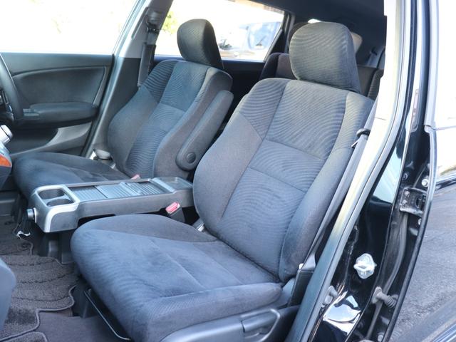 オデッセイ Ｍファインスピリット　エアロパッケージ　全方位モニター純正ナビＢカメラ地デジＥＴＣディスチャージヘッドＦフォグＤバイザー社外１７インチＡＷプライバシーガラス革巻きＨステアリングリモコン　オートエアコン（30枚目）