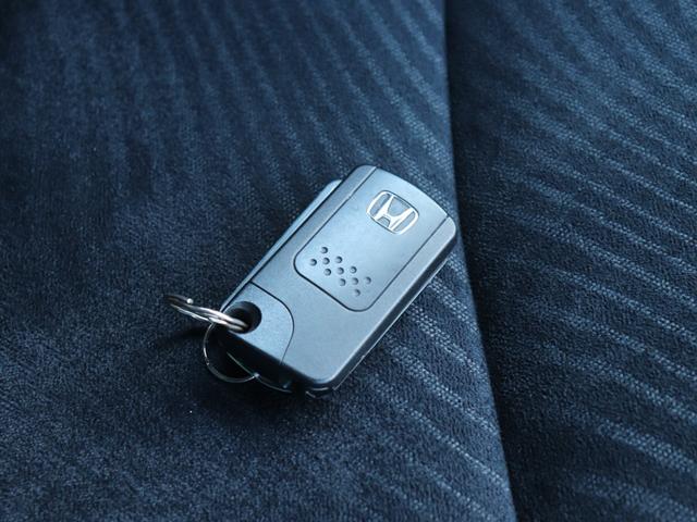 オデッセイ Ｍファインスピリット　エアロパッケージ　全方位モニター純正ナビＢカメラ地デジＥＴＣディスチャージヘッドＦフォグＤバイザー社外１７インチＡＷプライバシーガラス革巻きＨステアリングリモコン　オートエアコン（39枚目）