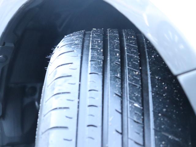 プリウス Ｓ　ＬＥＤエディション　ＬＥＤヘッドライト純正ナビ地デジＢｌｕｅｔｏｏｔｈ音楽ステアリングリモコン革巻きステアリング純正１５ＡＷドアバイザー　オートエアコン　フォグランプ　音楽録音（26枚目）