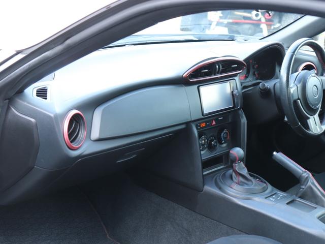 ８６ Ｇ　モデリスタエアロＳＳＲ１８インチＡＷ純正ＳＤナビＢカメラ地デジＢＴ音楽ＴＲＤトランクスポイラー　コーナーセンサーＥＴＣキーレス革巻きハンドル　ライトレベライザ　キーレス（28枚目）