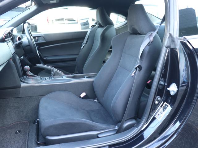 ８６ Ｇ　モデリスタエアロＳＳＲ１８インチＡＷ純正ＳＤナビＢカメラ地デジＢＴ音楽ＴＲＤトランクスポイラー　コーナーセンサーＥＴＣキーレス革巻きハンドル　ライトレベライザ　キーレス（30枚目）