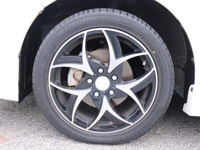 TOYOTA ESQUIRE HYBRID GI BLACK TAILORED