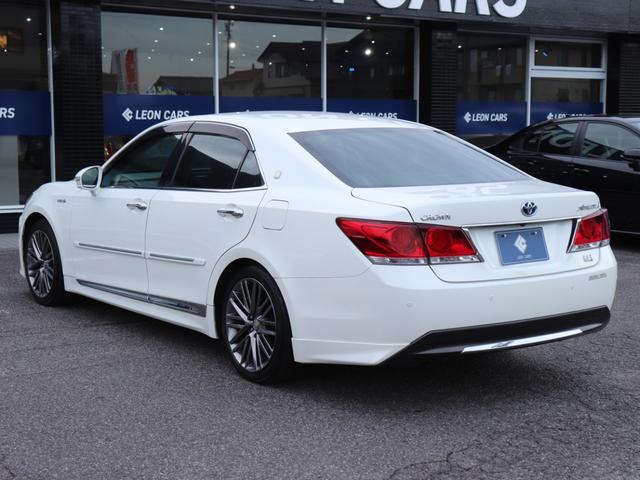 クラウンハイブリッド アスリートＳ　ワンオーナー　ＯＰスパッタリング１８ＡＷ　純正ナビ　バックカメラ　ＢＴ音楽　地デジフルセグ　ＣＤ／ＤＶＤ再生　ビルトインＥＴＣ　スマートキー　クルコン　シートヒーター　ハンドルヒーター　パワーシート（8枚目）