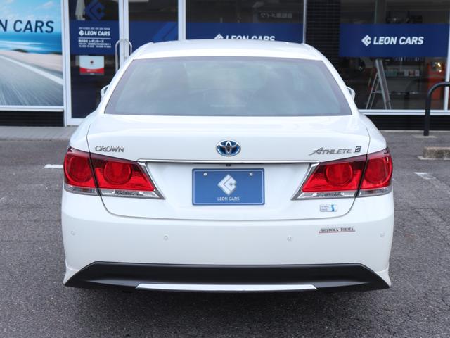 クラウンハイブリッド アスリートＳ　ワンオーナー　ＯＰスパッタリング１８ＡＷ　純正ナビ　バックカメラ　ＢＴ音楽　地デジフルセグ　ＣＤ／ＤＶＤ再生　ビルトインＥＴＣ　スマートキー　クルコン　シートヒーター　ハンドルヒーター　パワーシート（10枚目）