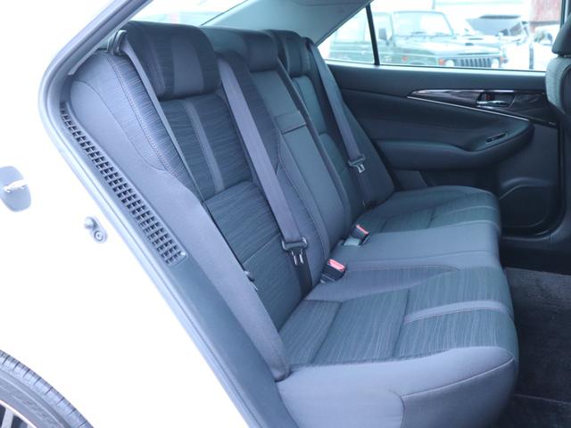 クラウンハイブリッド アスリートＳ　ワンオーナー　ＯＰスパッタリング１８ＡＷ　純正ナビ　バックカメラ　ＢＴ音楽　地デジフルセグ　ＣＤ／ＤＶＤ再生　ビルトインＥＴＣ　スマートキー　クルコン　シートヒーター　ハンドルヒーター　パワーシート（34枚目）