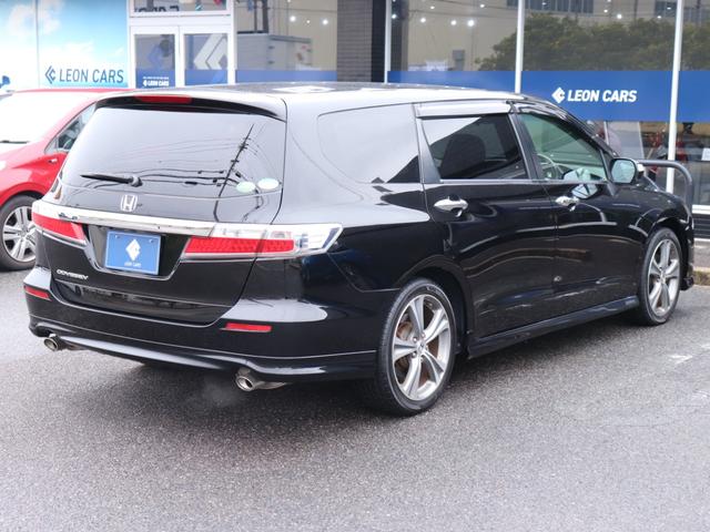 オデッセイ ＭＸ・エアロパッケージ　後期モデル純正インターナビＢカメラ地デジ　スマートキーＨＩＤヘッドＦフォグＤバイザー純正１８ＡＷビルトインＥＴＣ革巻きＨパドルシフト　ステアリングリモコン　オートライト　オートエアコン　リアクーラー（8枚目）