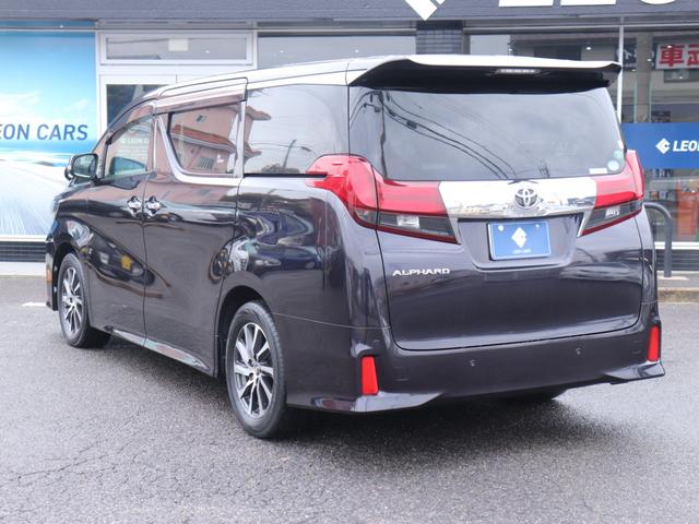 アルファード ２．５Ｓ　純正１０型ナビＢカメラ地デジＢＴ音楽両側電動スライドドアＬＥＤヘッドＦフォグ純正１７ＡＷ革巻きＨビルトインＥＴＣステアリングリモコン　クリアランスソナー　ブレーキホールドシステム電動パーキングブレーキ（9枚目）