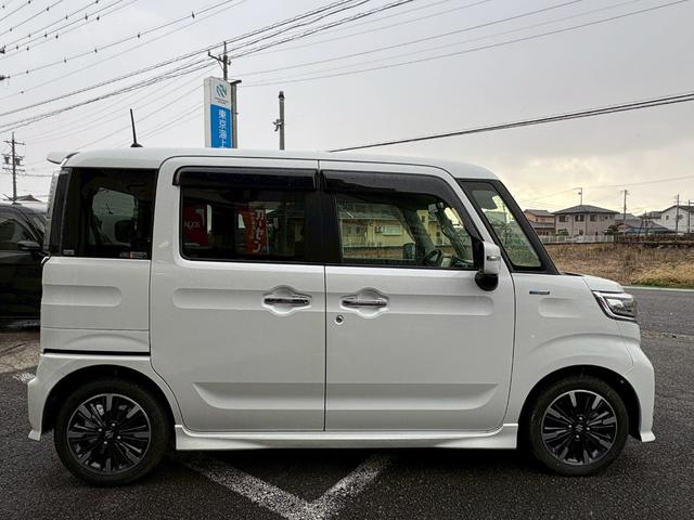 スペーシアカスタム ハイブリッドＸＳ　全方位モニター用カメラパッケージ装着車　クリアランスソナー　ＬＥＤヘッドランプ　オートライト　オートマチックハイビーム　運転席ヒートヒーター　両側オートスライドドア　ＢＴオーディオ　フルセグＴＶ（8枚目）