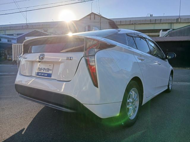 プリウス Ｓ　スマートキー・プッシュスター・ＥＴＣ・ステアリングスイッチ・Ｅナビ＆フルセグＴＶ・Ｂｌｕｅｔｏｏｔｈ（9枚目）