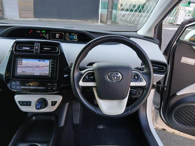 プリウス Ｓ　スマートキー・プッシュスター・ＥＴＣ・ステアリングスイッチ・Ｅナビ＆フルセグＴＶ・Ｂｌｕｅｔｏｏｔｈ（17枚目）