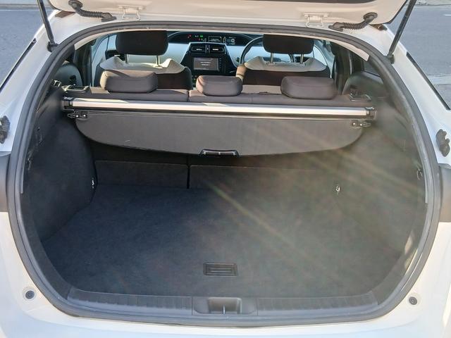 プリウス Ｓ　スマートキー・プッシュスター・ＥＴＣ・ステアリングスイッチ・Ｅナビ＆フルセグＴＶ・Ｂｌｕｅｔｏｏｔｈ（31枚目）