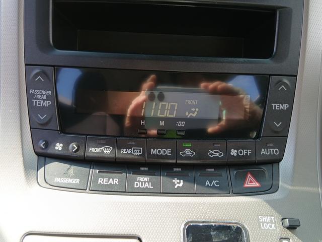 ヴェルファイア ２．４Ｚ　プラチナセレクションＩＩ　２．４Ｚ　プラチナセレクションＩＩ　ＨＤＤナビ　フルセグＴＶ　ブルートゥース　バックカメラ　２列目オットマン　両側パワースラ　パワーバックドア　ＥＴＣ車載器　ＨＩＤヘッドライト　１８インチアルミ（30枚目）