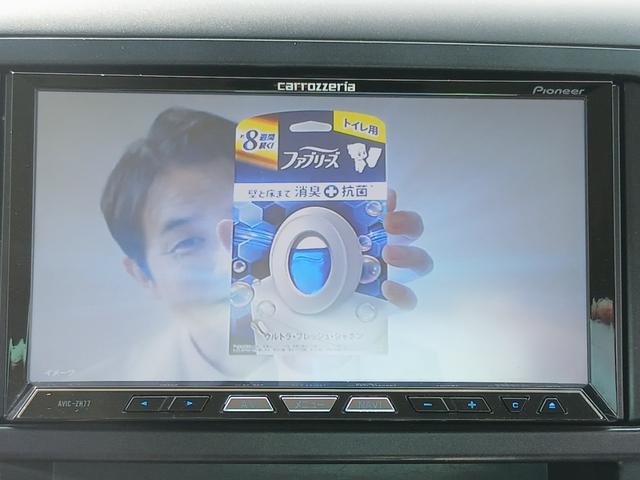 ヴェルファイア ２．４Ｚ　プラチナセレクションＩＩ　２．４Ｚ　プラチナセレクションＩＩ　ＨＤＤナビ　フルセグＴＶ　ブルートゥース　バックカメラ　２列目オットマン　両側パワースラ　パワーバックドア　ＥＴＣ車載器　ＨＩＤヘッドライト　１８インチアルミ（41枚目）