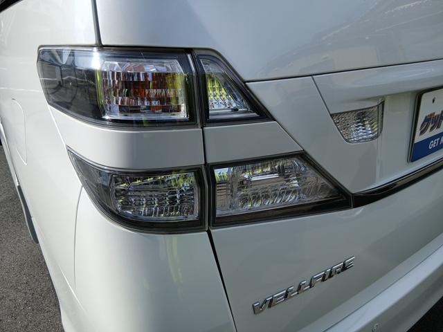 ヴェルファイア ２．４Ｚ　プラチナセレクションＩＩ　２．４Ｚ　プラチナセレクションＩＩ　ＨＤＤナビ　フルセグＴＶ　ブルートゥース　バックカメラ　２列目オットマン　両側パワースラ　パワーバックドア　ＥＴＣ車載器　ＨＩＤヘッドライト　１８インチアルミ（49枚目）