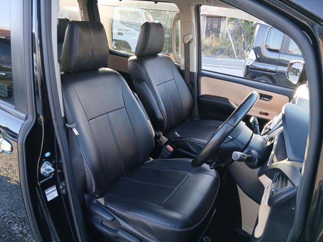 ノア 　ハイブリッドＧ　　エアロ　パワスラ　シートヒーター　アラウンドビューモニター　シートヒーター　社外ホイール　純正９インチナビ（12枚目）