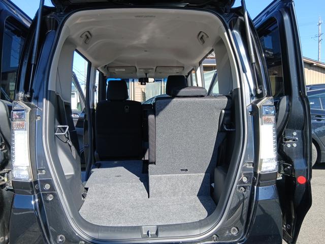 Ｎ－ＢＯＸカスタム Ｇ・ターボパッケージ　両側パワースライドドア　ナビ　フルセグＴＶ　Ｂｌｕｅｔｏｏｔｈ対応　バックカメラ　ＥＴＣ　１５インチ純正アルミ　ＨＩＤヘッドライト（12枚目）