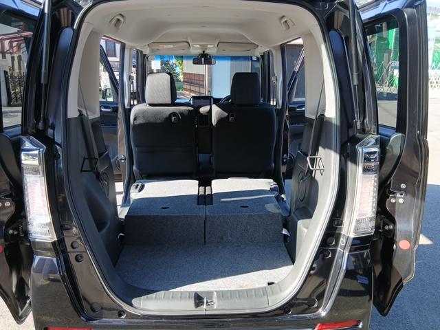 Ｎ－ＢＯＸカスタム Ｇ　ＳＳパッケージ　４ＷＤ　両側パワースライドドア　バックカメラ　シートヒーター　ナビ　　　ＴＶ　Ｂｌｕｅｔｏｏｔｈ対応　純正１４インチアルミ　ステアリングスイッチ（13枚目）