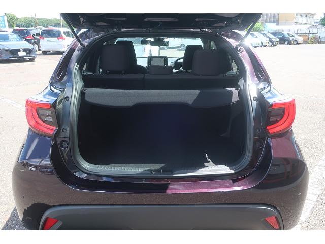 広いラゲッジスペースです。もちろん擦れや汚れ等もございません！