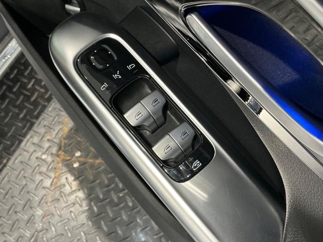 Ｃクラスオールテレイン Ｃ２２０ｄ　４マチック　オールテレイン　レザーエクスクルーシブＰＫＧ／ヘッドアップディスプレイ／レーダーセーフティＰＫＧ／１８ＡＷ／３６０°カメラ／純正ナビＴＶ／シートヒーター／ＥＴＣ／パノラミックサンルーフ／（17枚目）