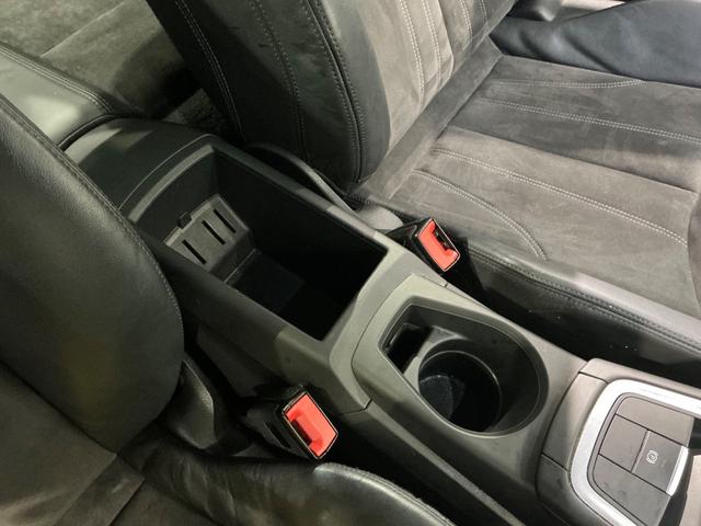 ＴＴクーペ １．８ＴＦＳＩ　Ｓラインパッケージ　バーチャルコックピット／アルカンターラコンビシート／ＥＴＣ／１８インチＡＷ／（33枚目）