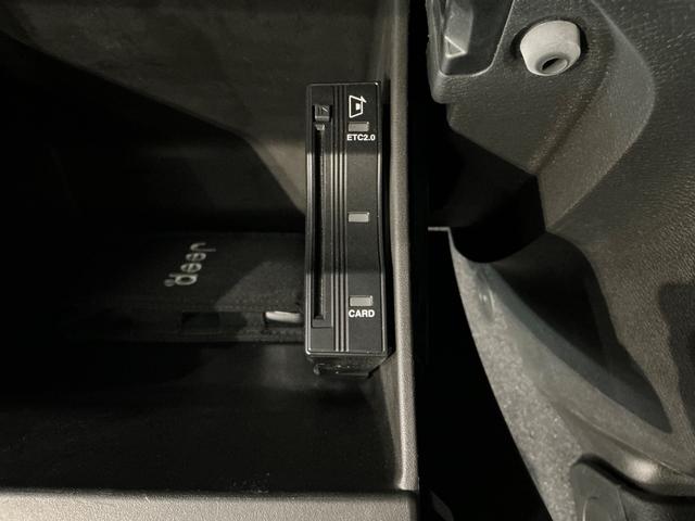 ジープ・ラングラーアンリミテッド フリーダムエディションＩＩ　ディスプレイルームミラー／特別仕様車／黒革／ＬＥＤヘッド／Ｂカメラ／ＡＣＣ／シートヒーター／ＡｐｐｌｅＣａｒＰｌａｙ／ボディー同色フリーダムトップ／ＥＴＣ／（42枚目）