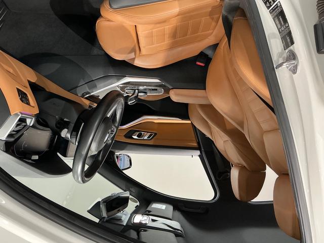 ３シリーズ ３２０ｄ　ｘＤｒｉｖｅ　Ｍスポーツ　ハイラインＰＫＧ／１８ＡＷ／コンフォートＰＫＧ／ブラウンレザー／３６０°カメラ／ＥＴＣ／メモリー付きパワーシート／シートヒーター／アダプティブＬＥＤヘッド／ドライビングアシストプロフェッショナル（12枚目）